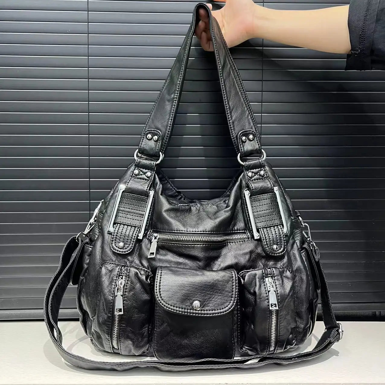Women's Large Capacity Casual Tote Shoulder Bag Y2K Hot Girl Distressed Design Vegan Leather Zipper Closure Polyester Lining