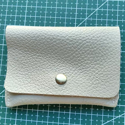 K card bag factory supply Crazy Horse leather men's wallet leather simple first layer leather retro leisure wallet wholesale