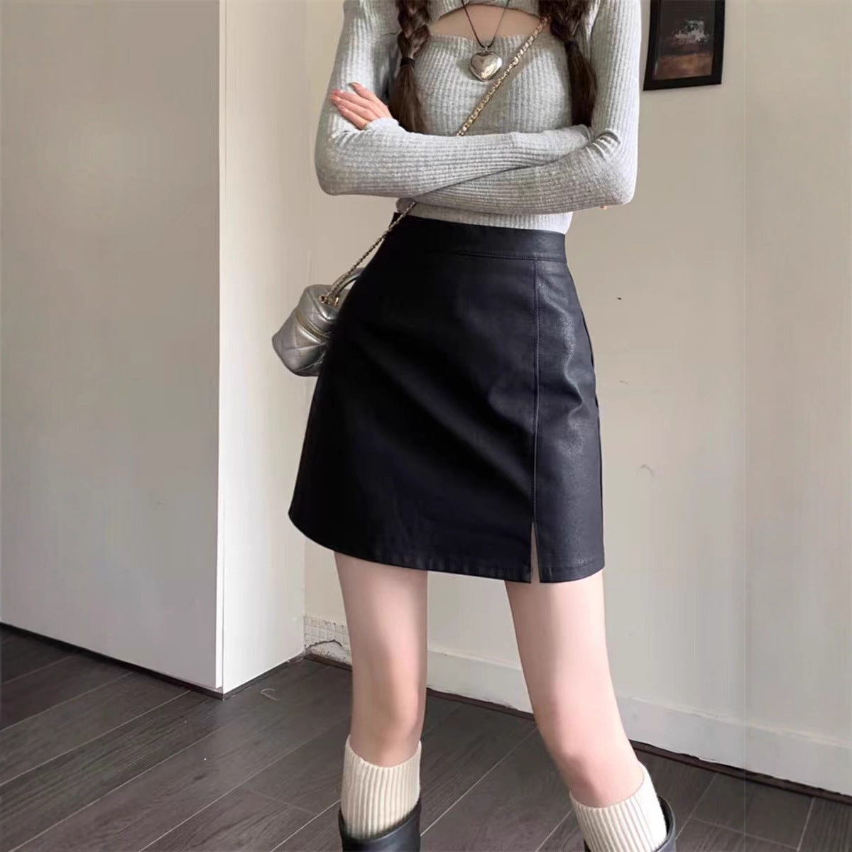 Pu Leather Skirt Women's Autum K-Style 2025 New Black Sexy High-Waist Slim A-Line Short Skirt Hip-Covering Skirt