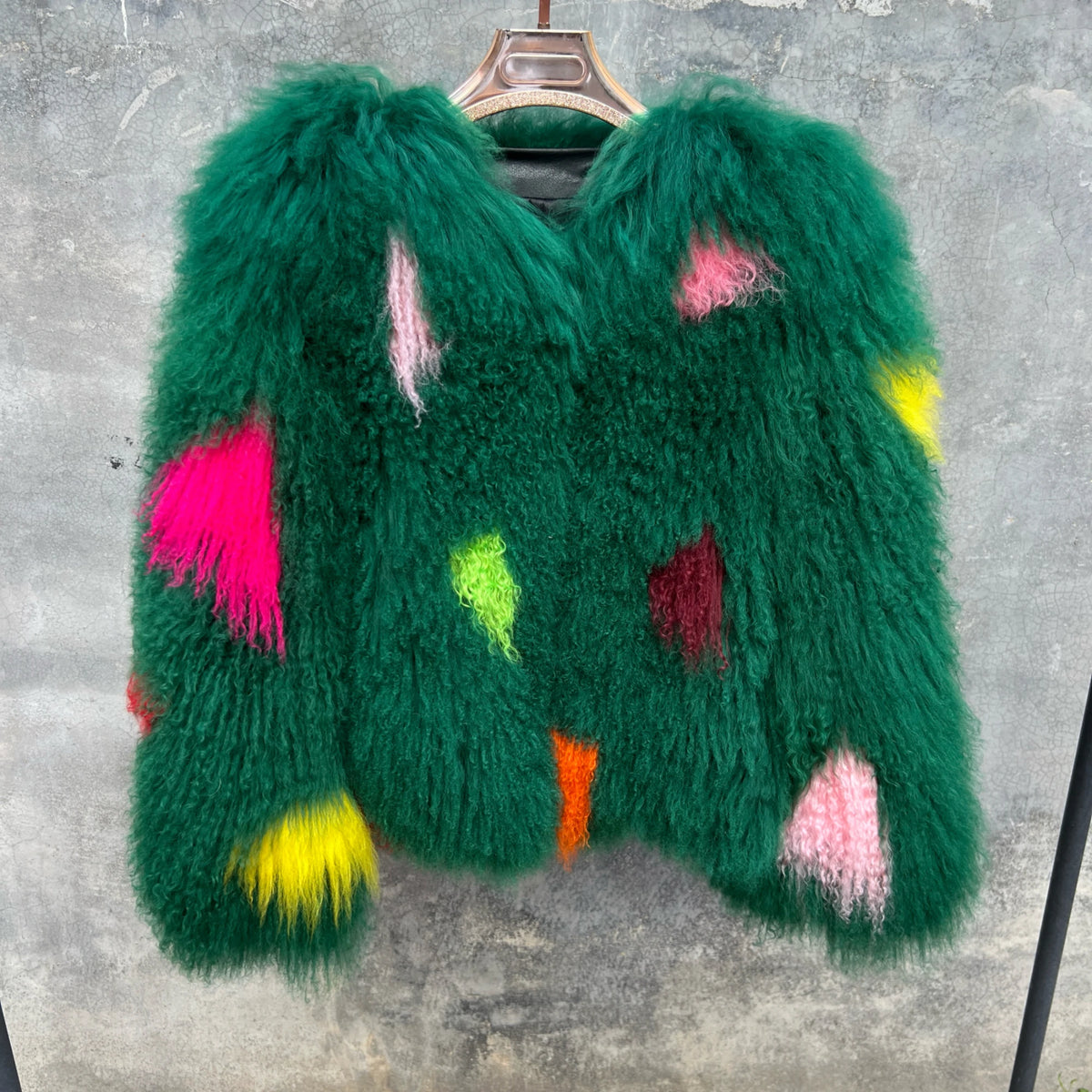 Aulande Mongolian Sheepskin Jacket Fashion Show Style Winter Outdoor Fur Coat New Arrival Genuine Leather Coat