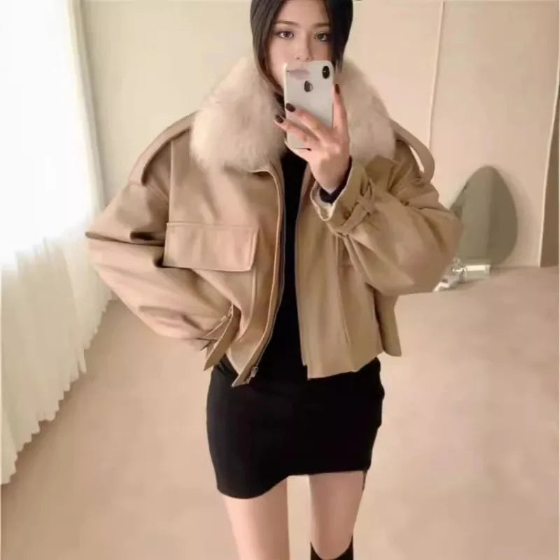 2024 Autumn and Winter Velvet Thickened Leather Jacket Short Removable Imitation Fox Fur Collar Fur All-in-one Jacket Women