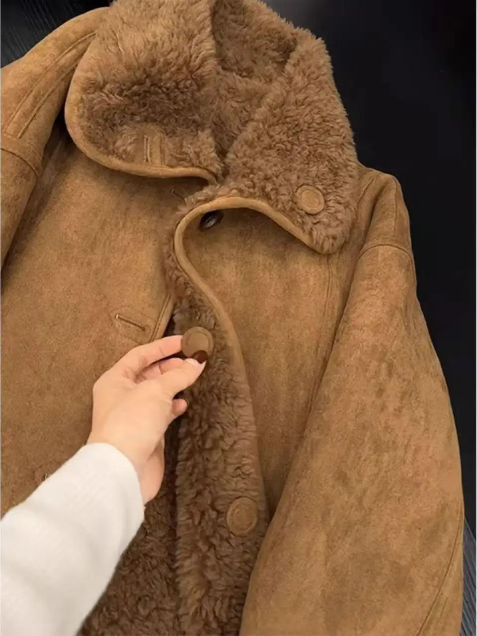 Caramel Lamb Fur Jacket Short Warm Retro Style Integrated Leather And Fur Women's Coat Thickened Straight Cut Daily Wear