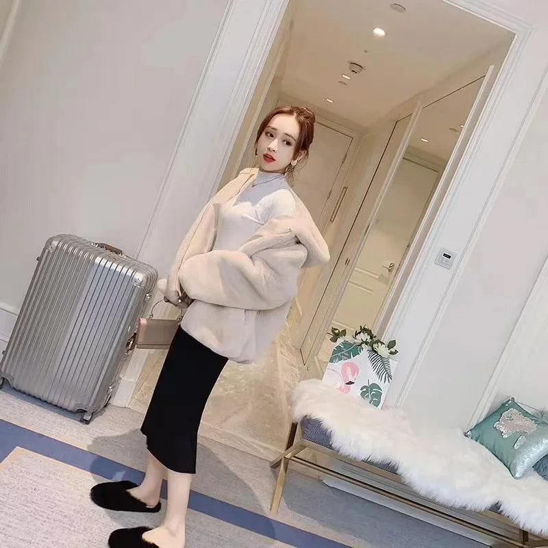 Fur Jacket for Women 2024 New Autumn and Winter Outfit  Thick Hooded Imitation Rabbit Mink Plush Loose Short Jacket for Women
